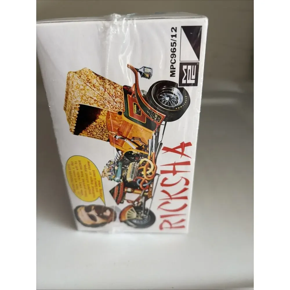 1/20 SCALE MPC GEORGE BARRIS' RICKSHA CHINATOWN EXPRESS MODEL KIT-SEALED